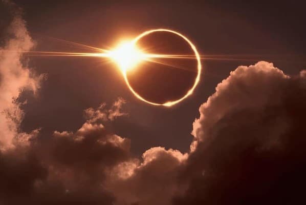 Alert for phone and camera users before eclipse