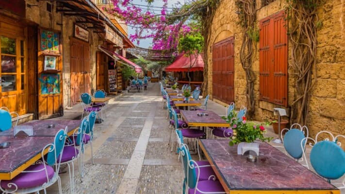 Unforgettable destinations start in the kitchen: Culinary experiences that inspire travel