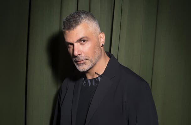 Fares Karam Drops "Kulo Khalas" with Romantic Beat