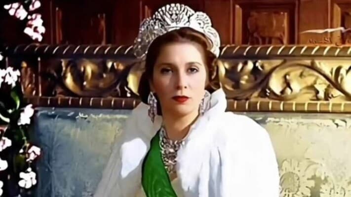 Queen Nazli's Necklace Theft Value