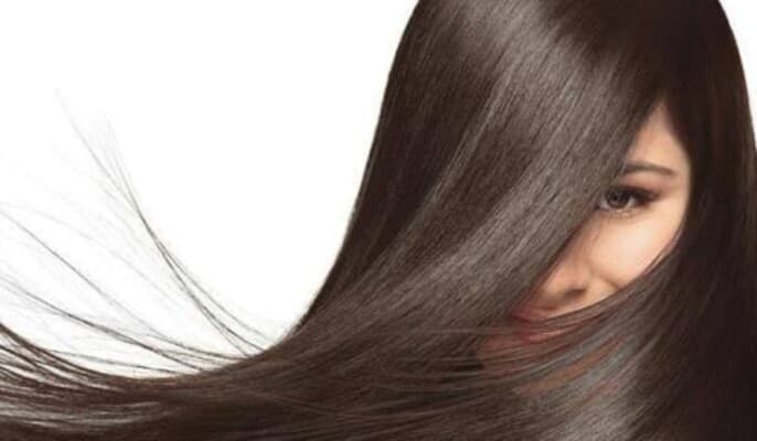 مكون واحد يعزز نعومة ولمعان الشعر