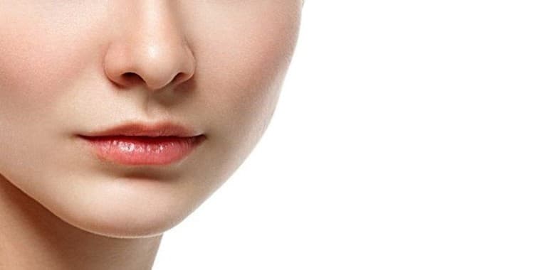Woman shares post-rhinoplasty challenges