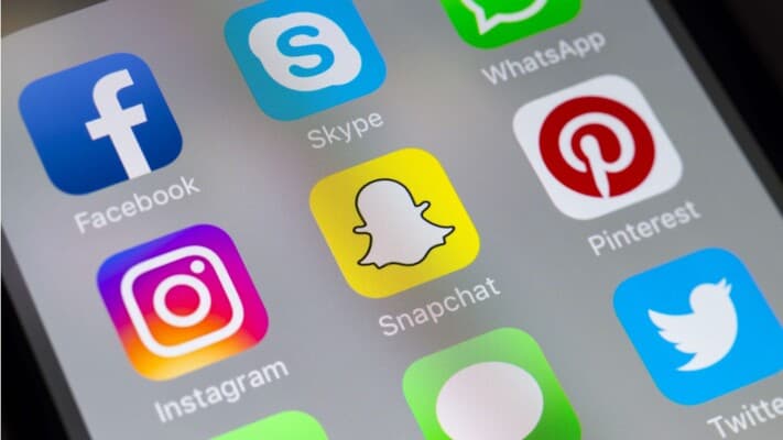 Social media before algorithm changes