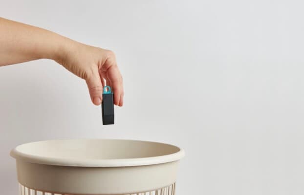 Risks in Disposing of Old USB Devices