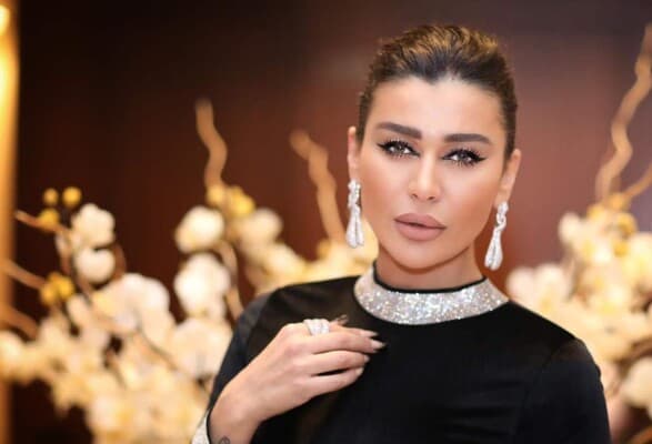 نادين الراسي تحتفل بتخرج ابنها وحصوله على لقب دكتور