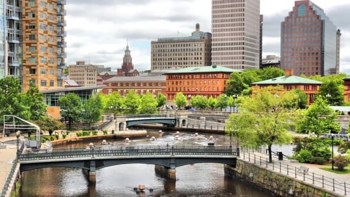Autumn Colors: 5 Must-Visit Cities