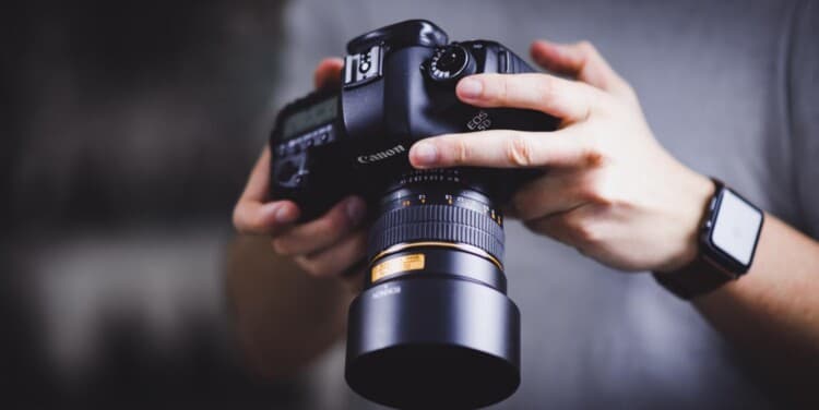 Engineer turns photographer sparks local buzz