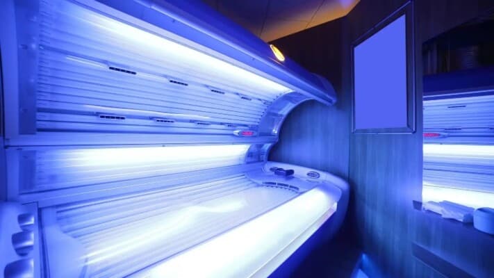 Young woman dies in tanning contest