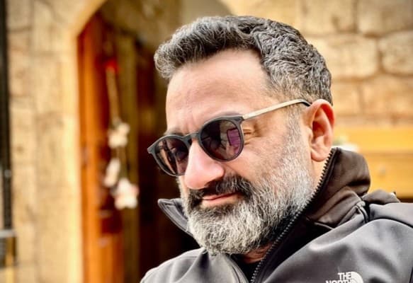 Adel Karam's new play follows Khabbaz