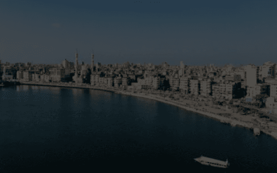 مسيرة تستهدف منشأة غاز عائمة في دمياط