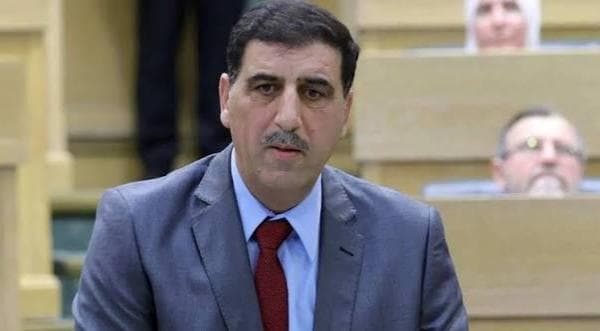 Al-Qablain urges government no confidence