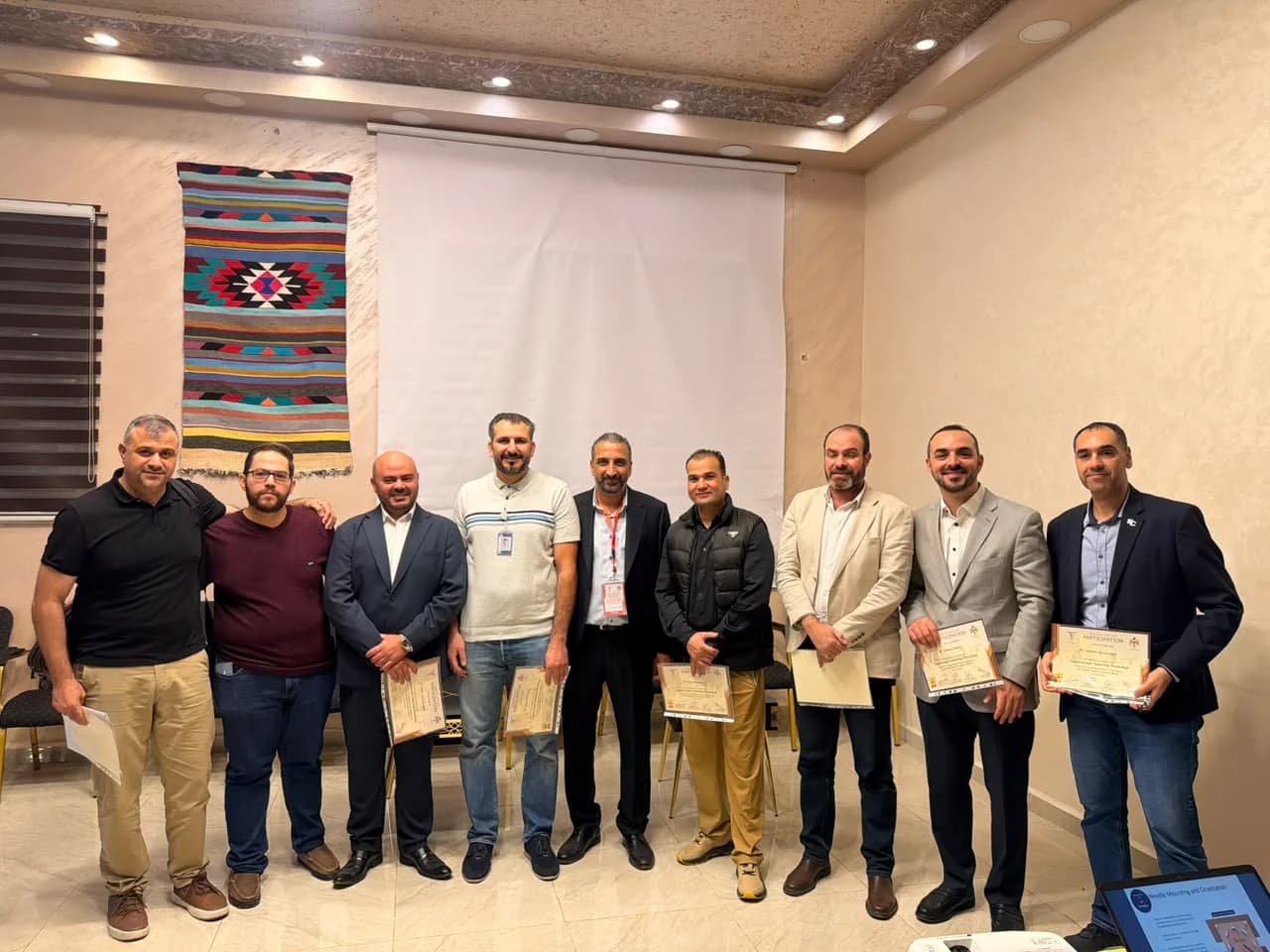 30 طبيبا يطورون مهارات الجراحة النسائية بالمنظار في الكرك