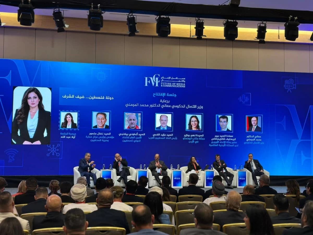 الذكاء الاصطناعي يناقش مستقبل الإعلام