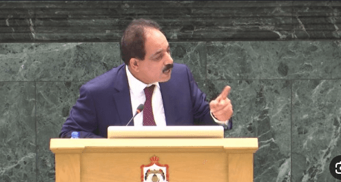 رئيس قانونية النواب يضم قوانين الملكية