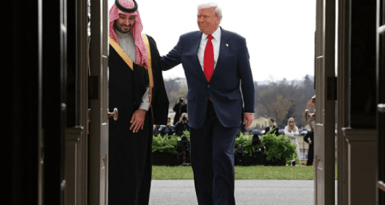 ترمب يراجع الاتفاق النووي مع السعودية