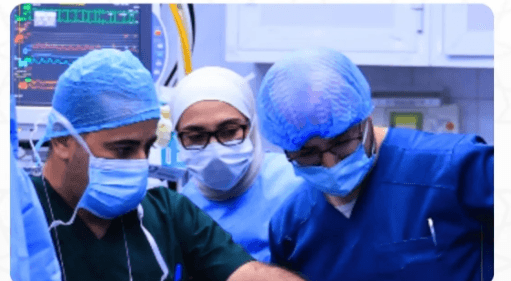 فريق طبي بمستشفى الجامعة ينفذ عملية قلب مفتوح معقدة طوال 7 ساعات