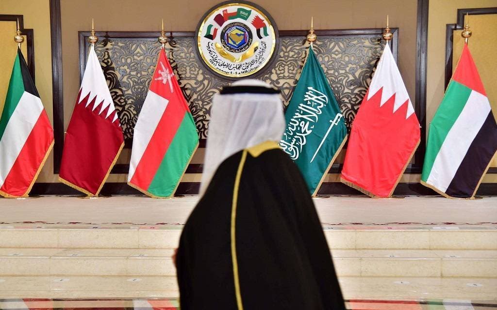 مجلس التعاون يندد بهجوم على ناقلة إماراتية
