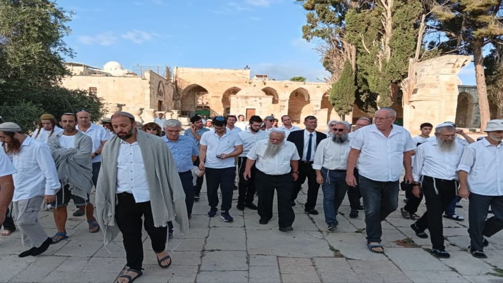 Over 1,300 settlers enter Al-Aqsa on Sukkot fifth day