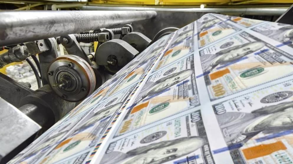 Dollar neared 8-day peak after US data