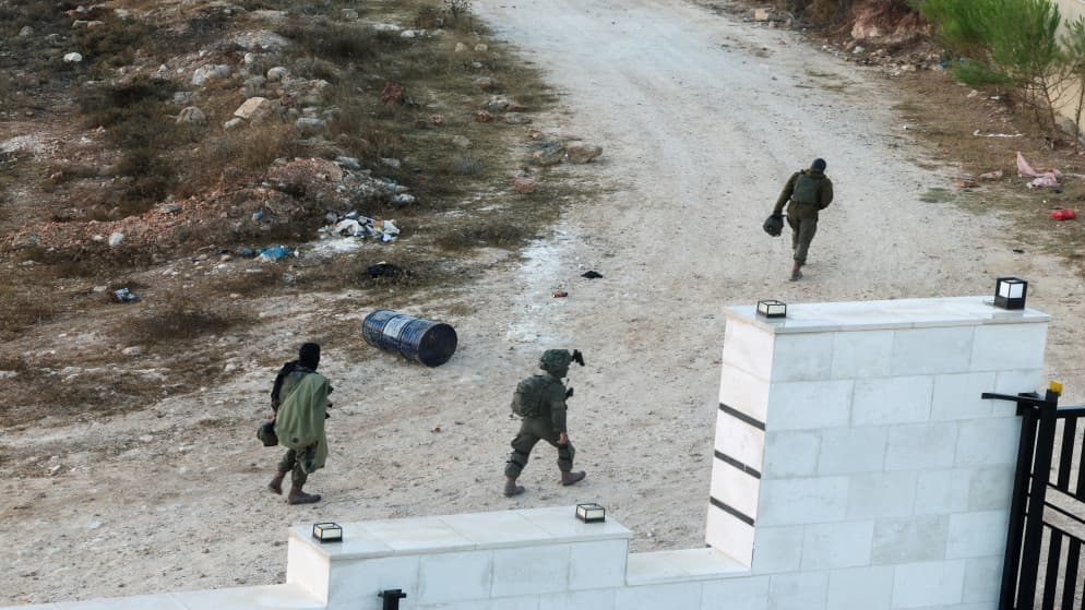 Settlers encircle homes in Qusra for 13th day