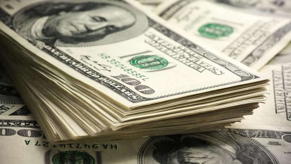 ارتفاع الدولار بعد زيادة الفائدة