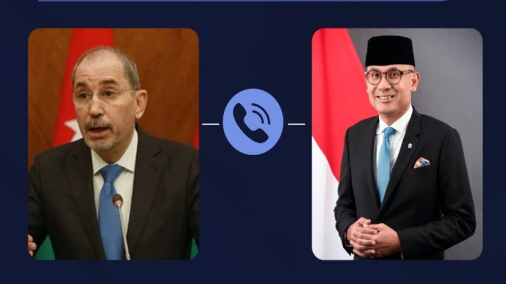 الصفدي يناقش مع نظيره الإندونيسي التعاون والإقليم