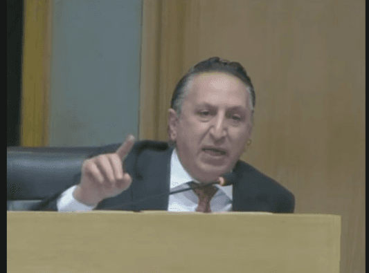 Abu Rumman Urges Clarification on Home Entry Rules