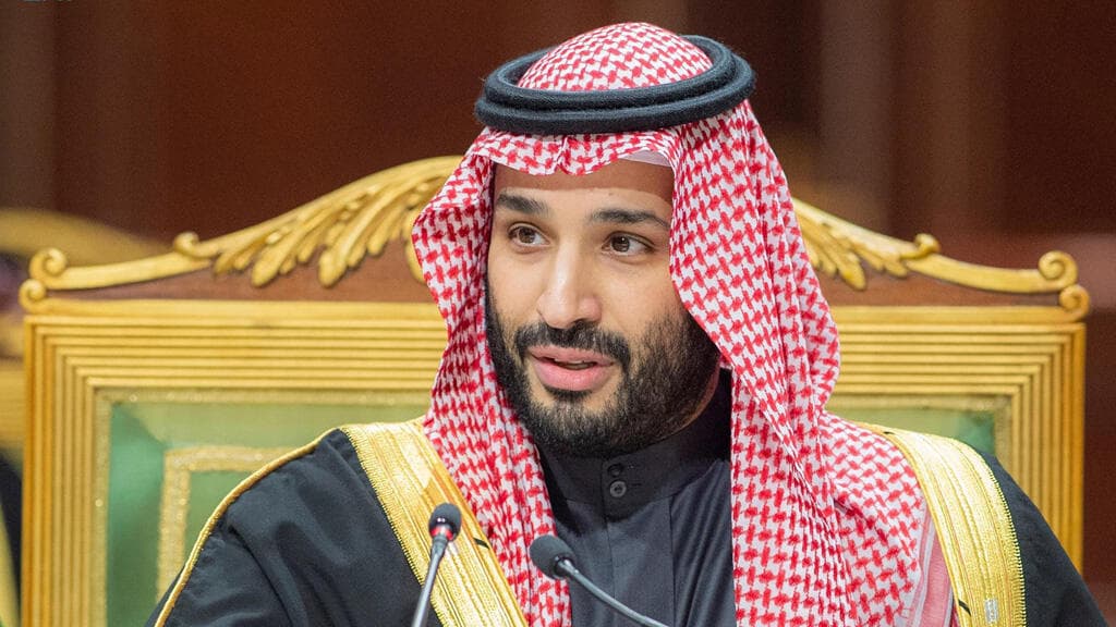 ولي العهد السعودي وقائد القيادة المركزية يبحثان التطورات في المنطقة