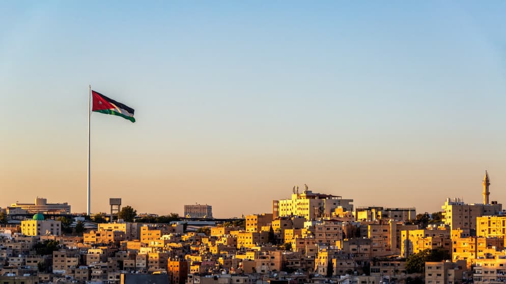 أجواء صيفية معتادة وتوقعات لكتلة حارة الاثنين