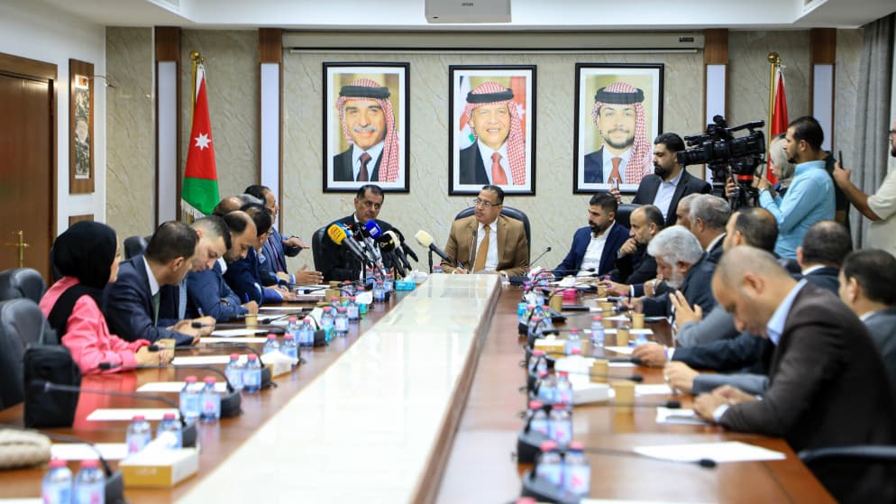 اللجنة النيابية تبحث تنظيم أراضي وادي الأردن