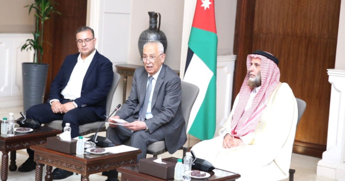 رئيس الديوان يلتقي وفد العيسوي من السرور