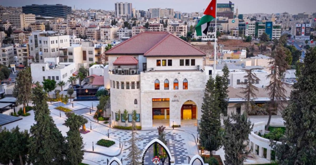 استقالات الوزراء محتملة في 12 آب