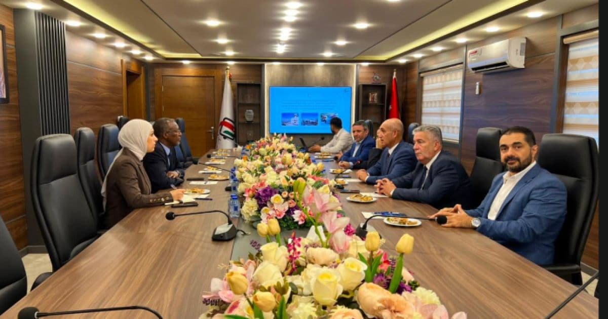 مستثمرو المناطق الحرة يناقشون التعاون مع شركات برواندا