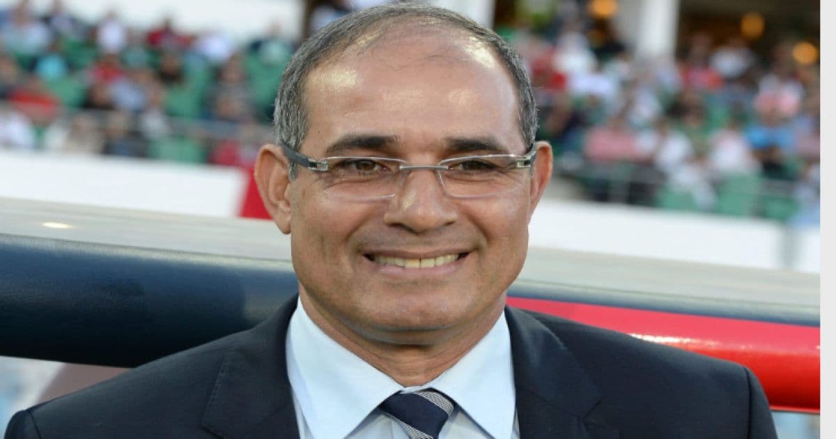 اتحاد الكرة يعرض بادو الزاكي مدربا للنشامى