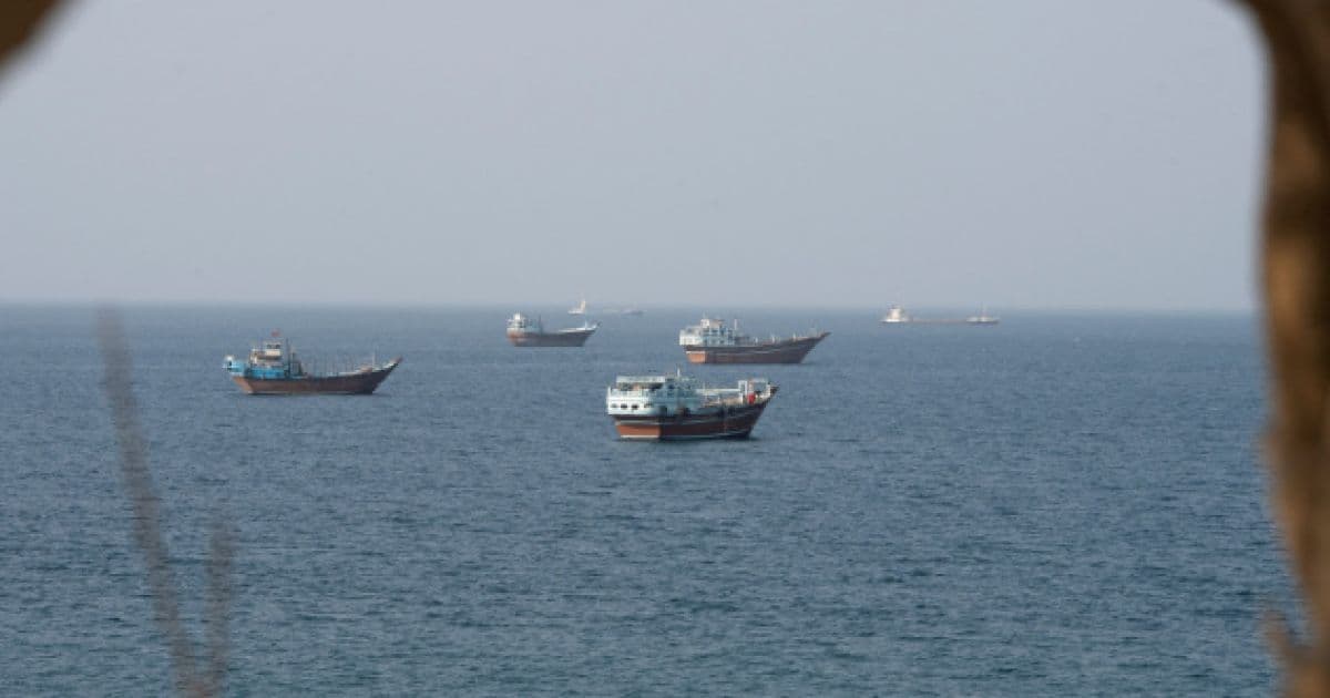 Oman and Iran discuss joint Strait shipping and demining