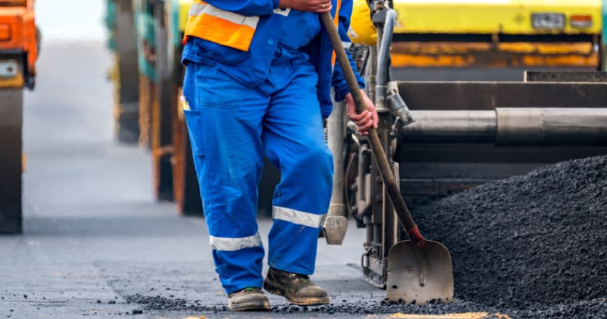 Amman starts Al-Hurriya Street paving