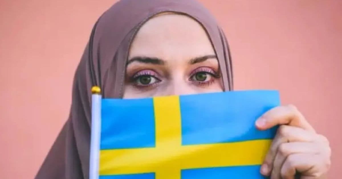 Sweden plans to expel immigrants with $35,000