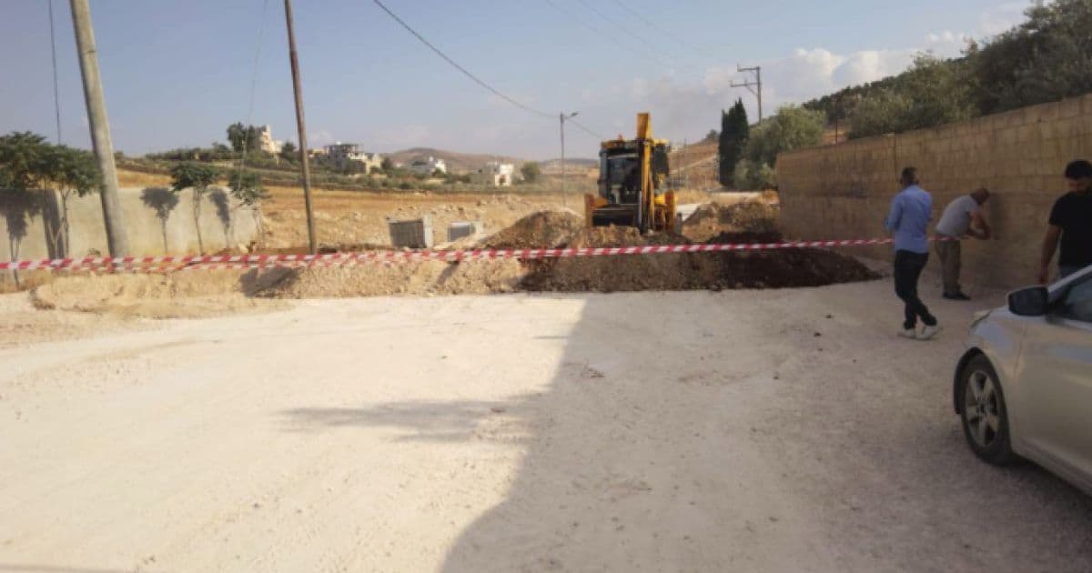 Jerash Municipality partially closes Khurayshiyah road