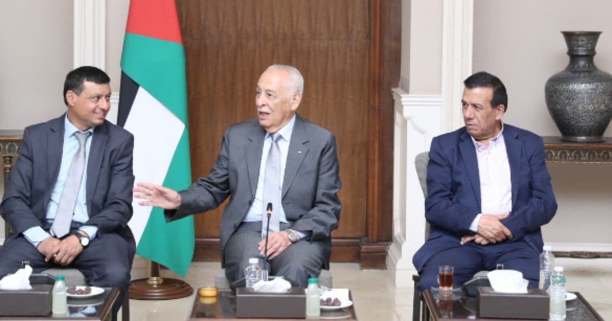 Royal Court chief meets Zarqa committees
