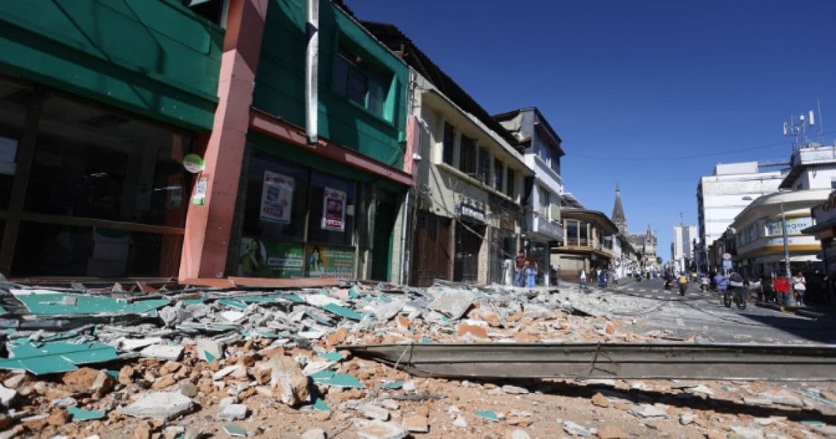 Colombia shaken by strong quake