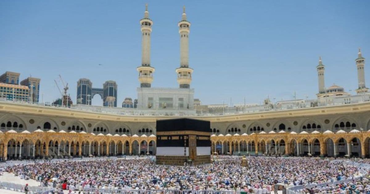 السعودية تصدر تأشيرة عمرة متعددة لعام