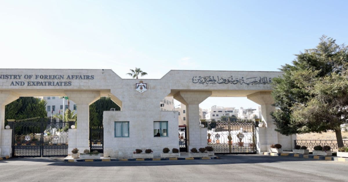 الصفدي والسعودي يناقشان التطورات الإقليمية