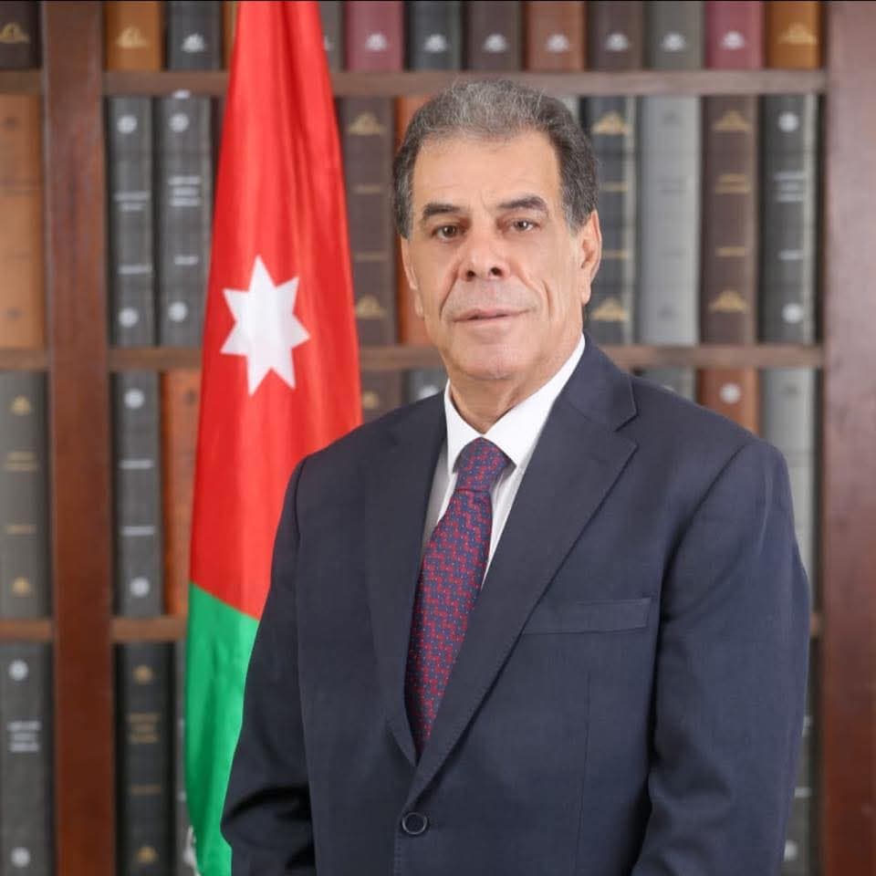 تصريح من نقيب الصيادلة السابق