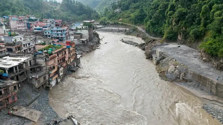 Nepal flood death toll reaches 359