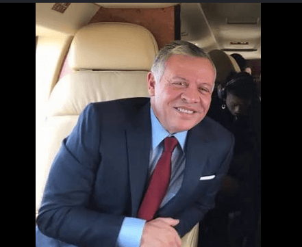 الملك يعود بعد زيارة للصين