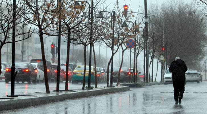 الأردن يتوقع أمطار رعدية