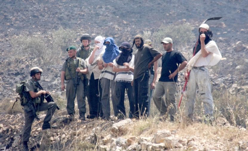 Child injured by settlers in al-Mughayir
