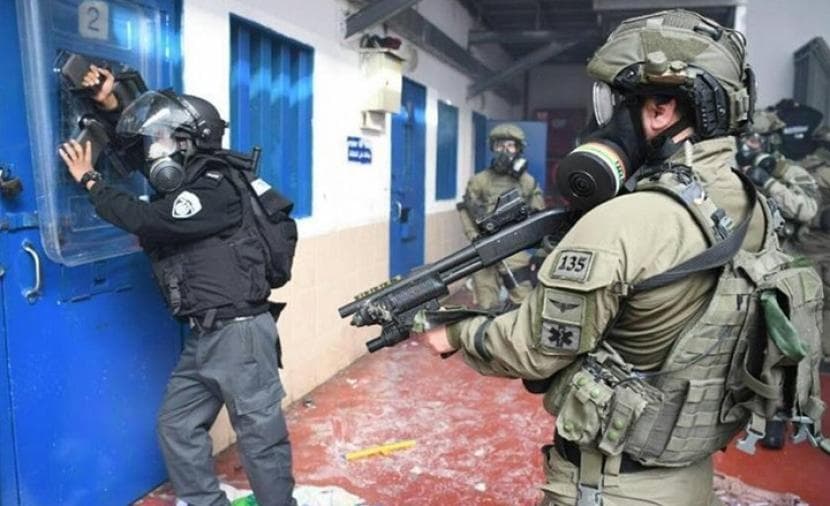 علماء فلسطين يدعون لنصرة الأسيرات