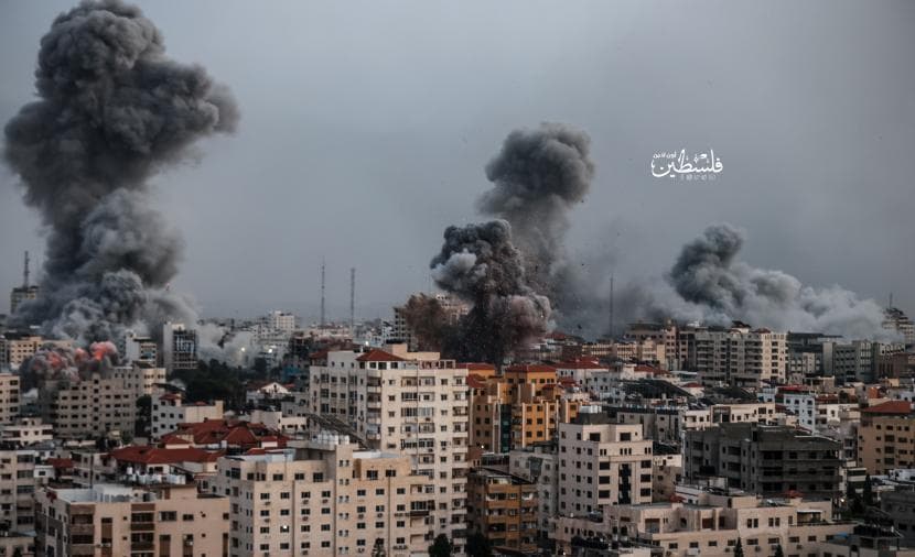 طفل مصاب وجثمان شهيد في غزة