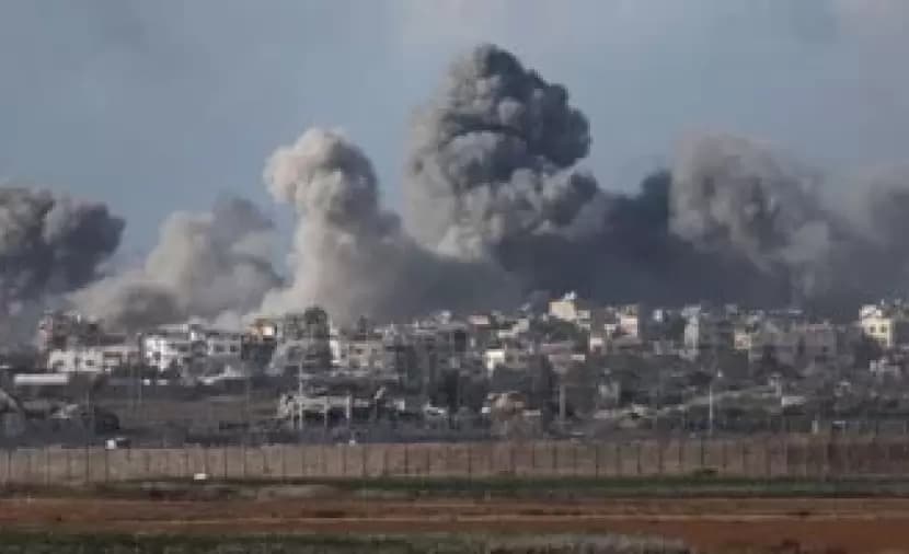 Gaza residents target in large bombing